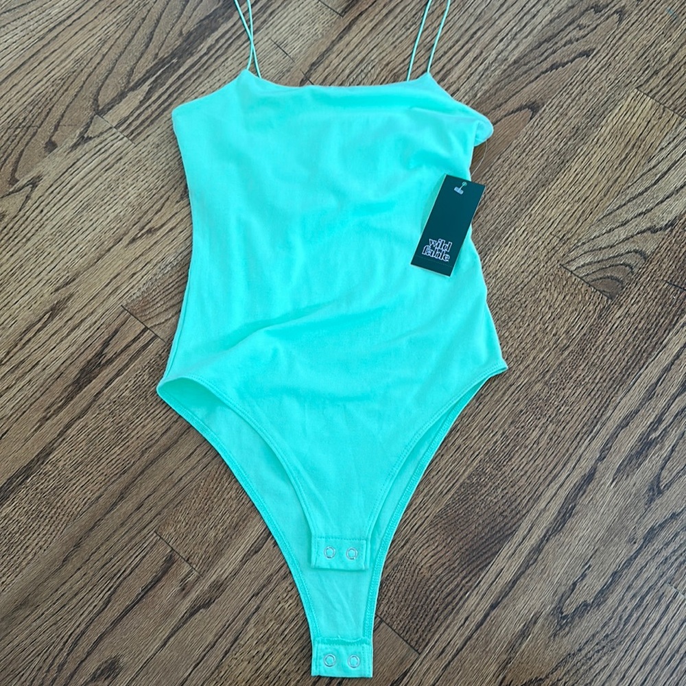 lime green body suit